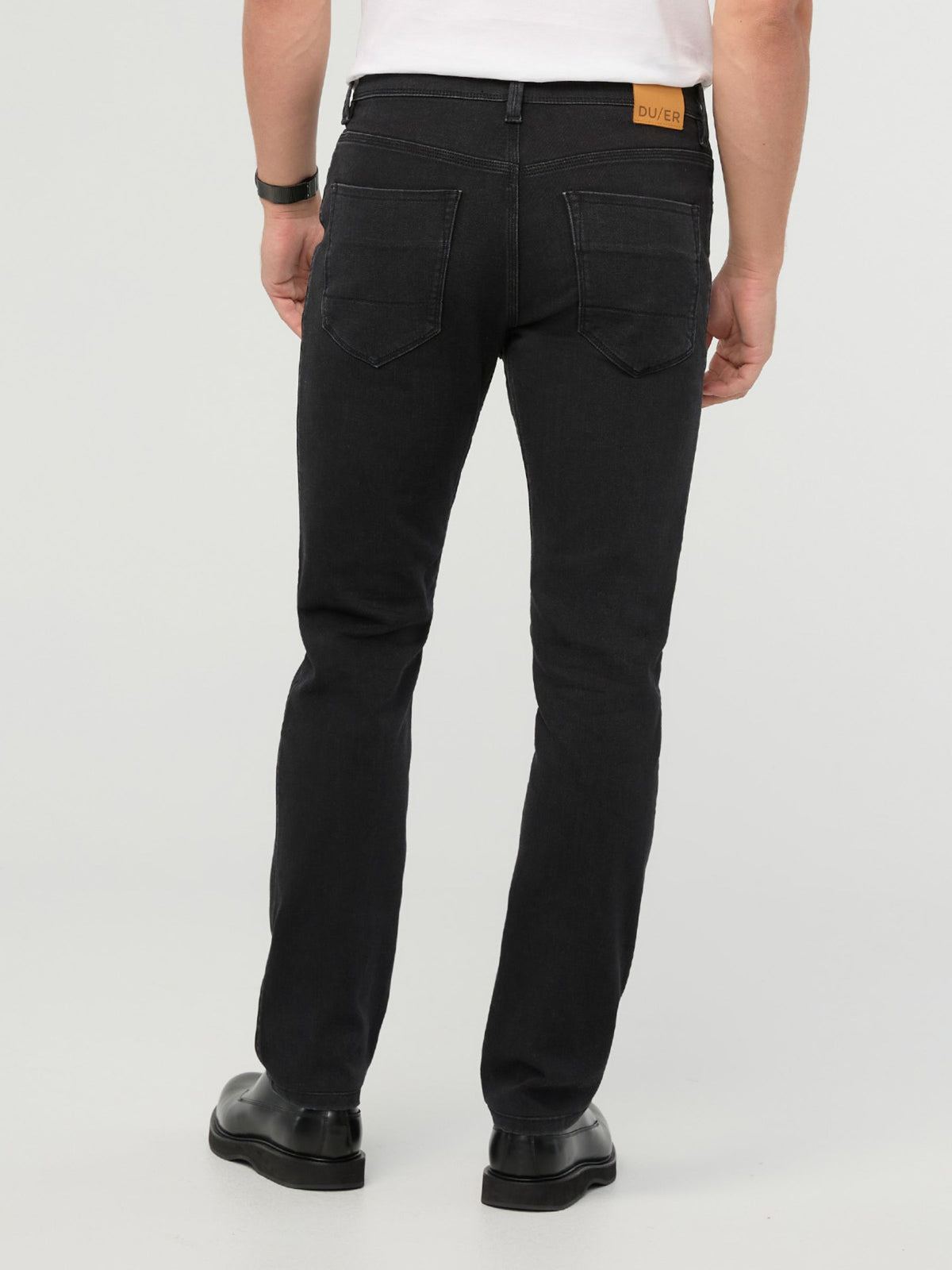 DUER - Performance Denim Slim Straight Jeans -