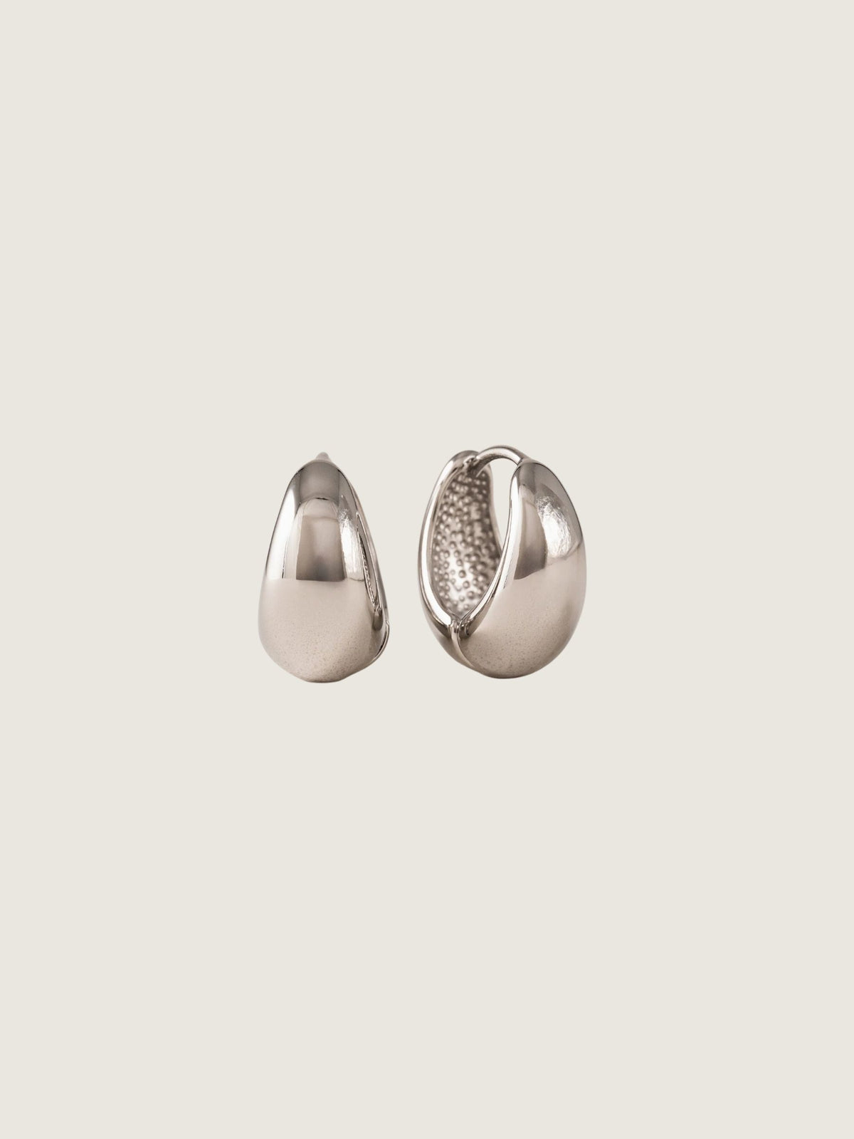 LOVER'S TEMPO - Oval Puff Waterproof Hoop Earrings - Silver