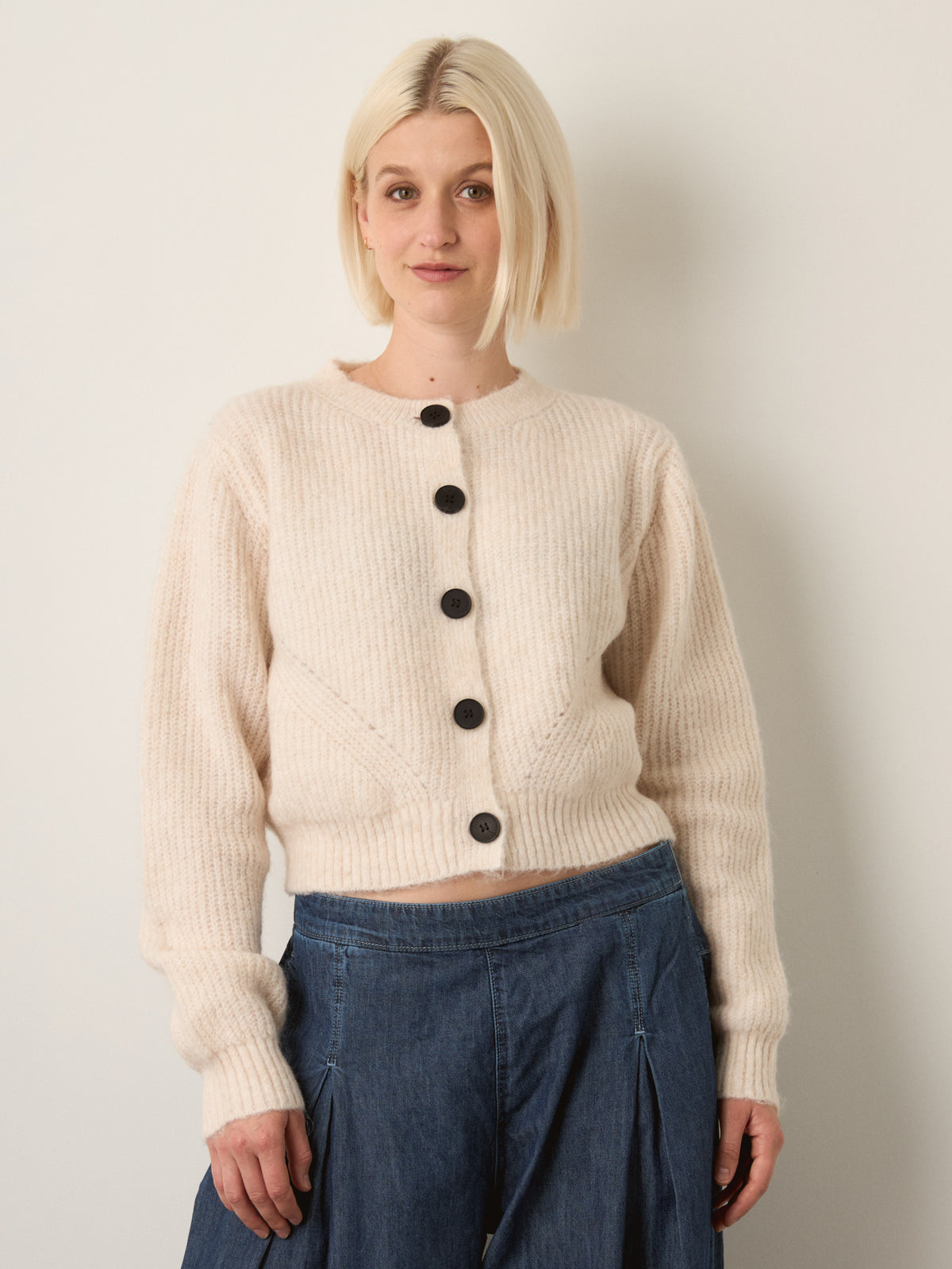 LOVEFINN - Knit Cardigan - 
