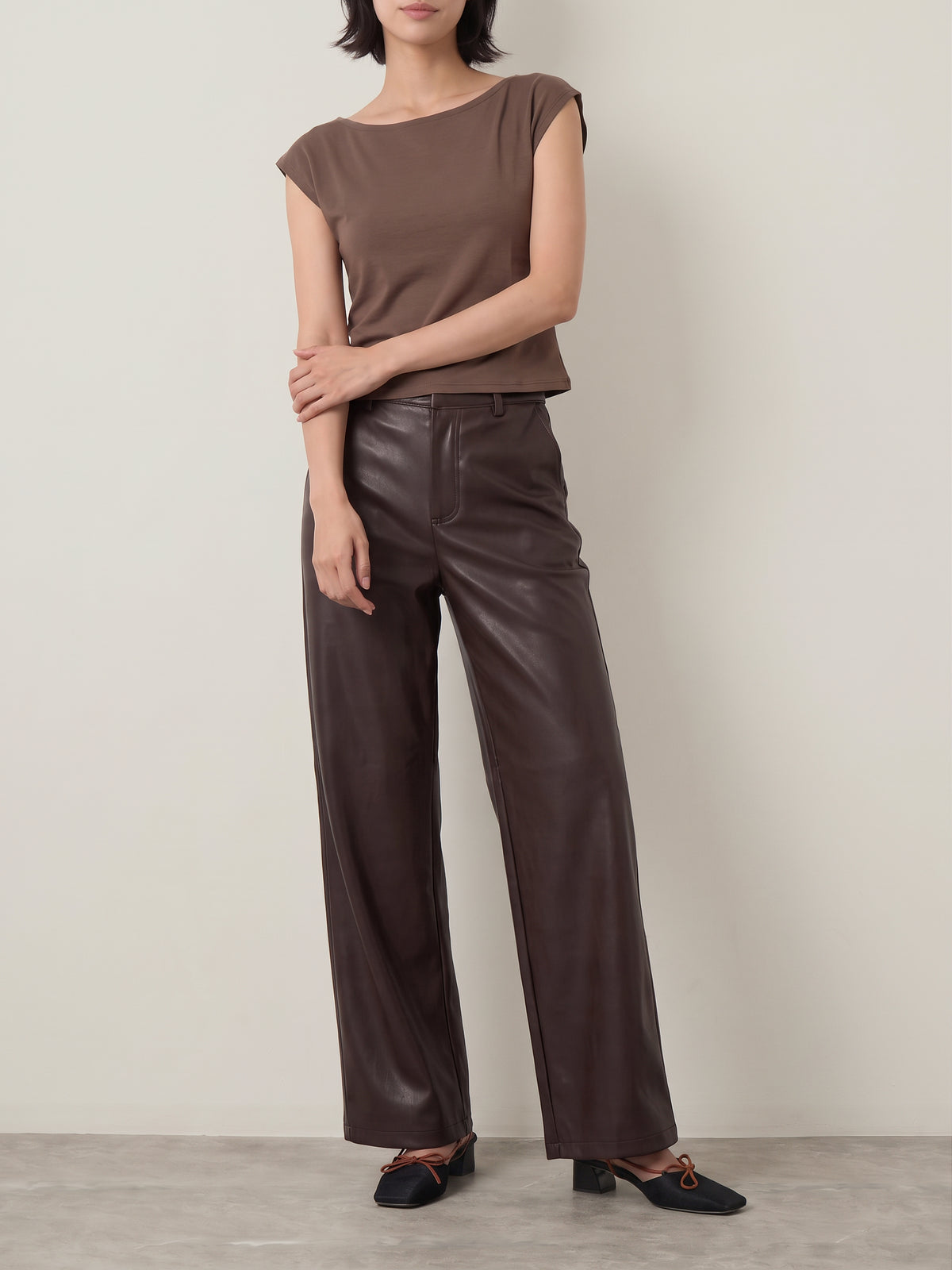 ONLY - Neli Faux Leather Barrel Pants - 