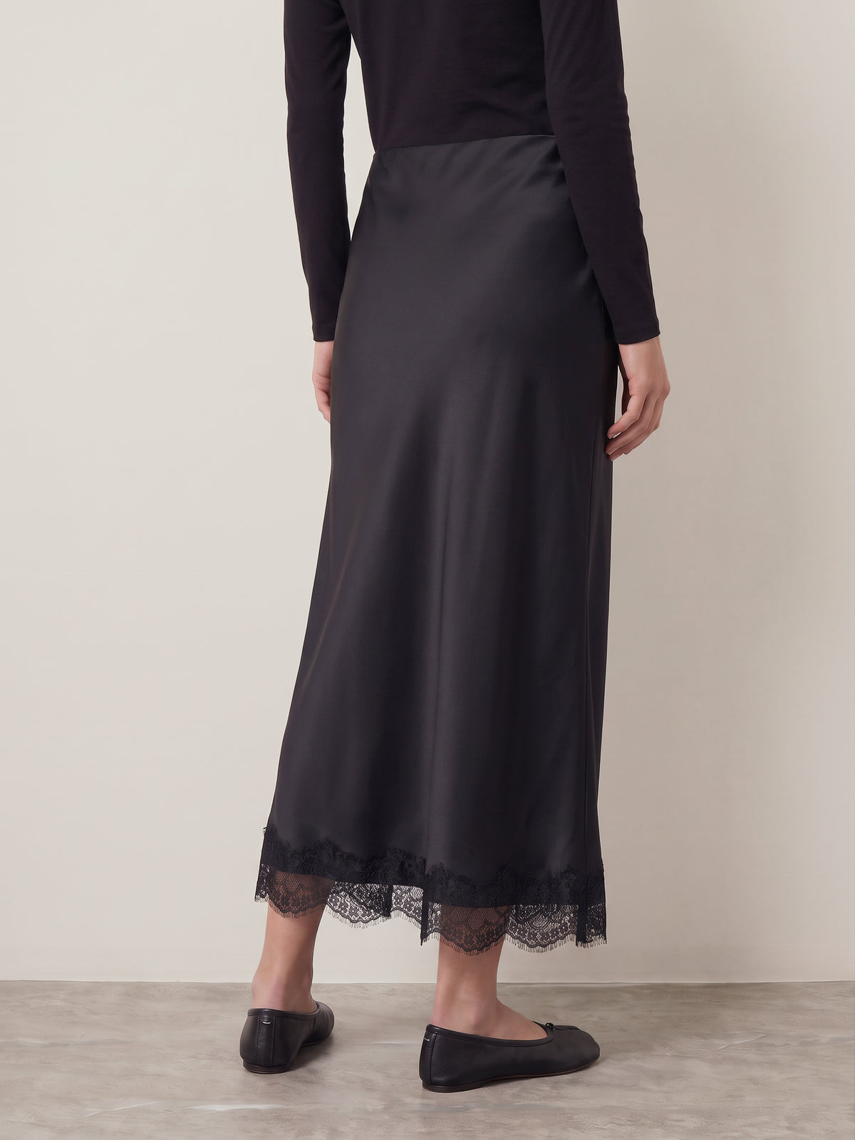 Menus Lace Satin Skirt