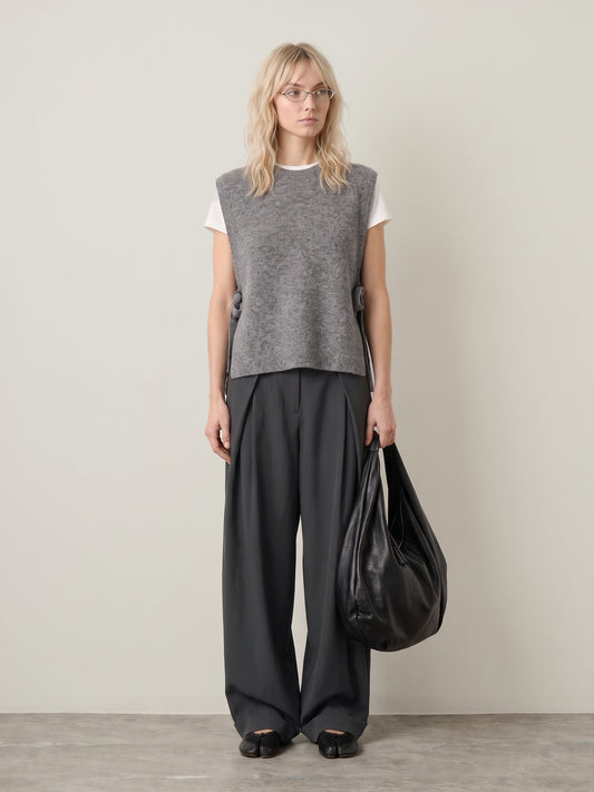 Beate Crewneck Bow Vest