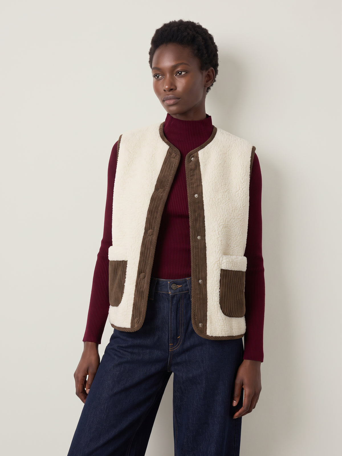 PIECES - Anastacia Teddy Vest - 
