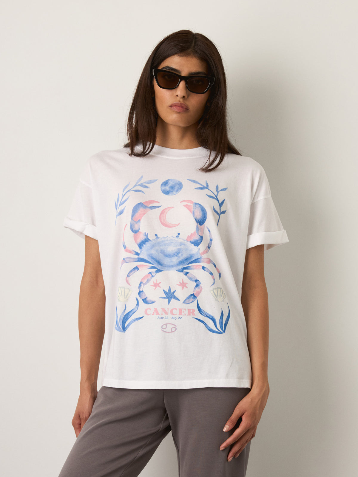 GIRL DANGEROUS - Cancer Zodiac Boyfriend T-Shirt - 
