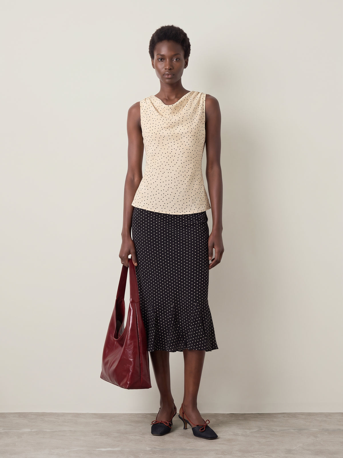 LOVEFINN - Polka Dot Shell - 