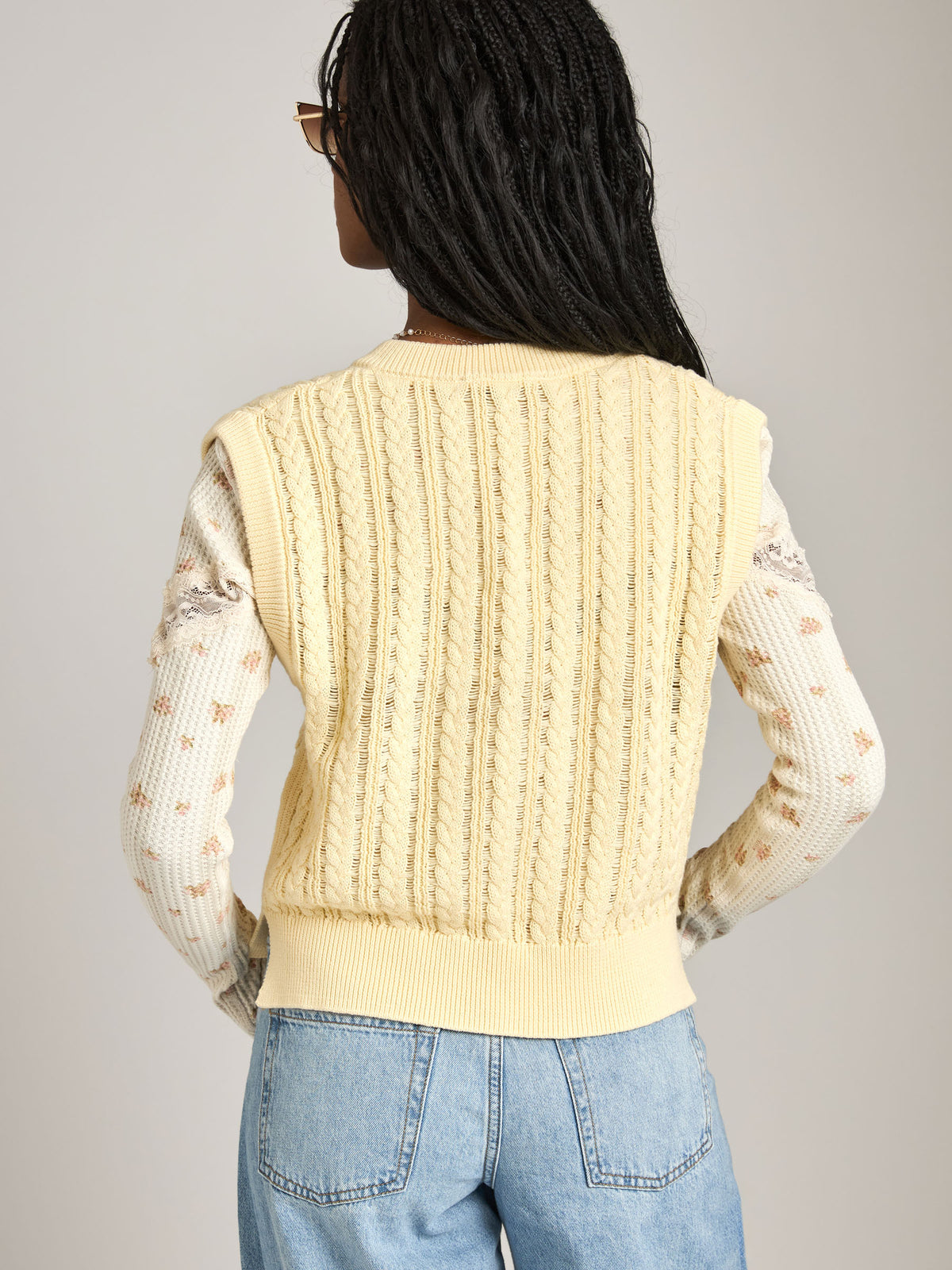 MONK & LOU - Eadie Cable V-neck Vest - 