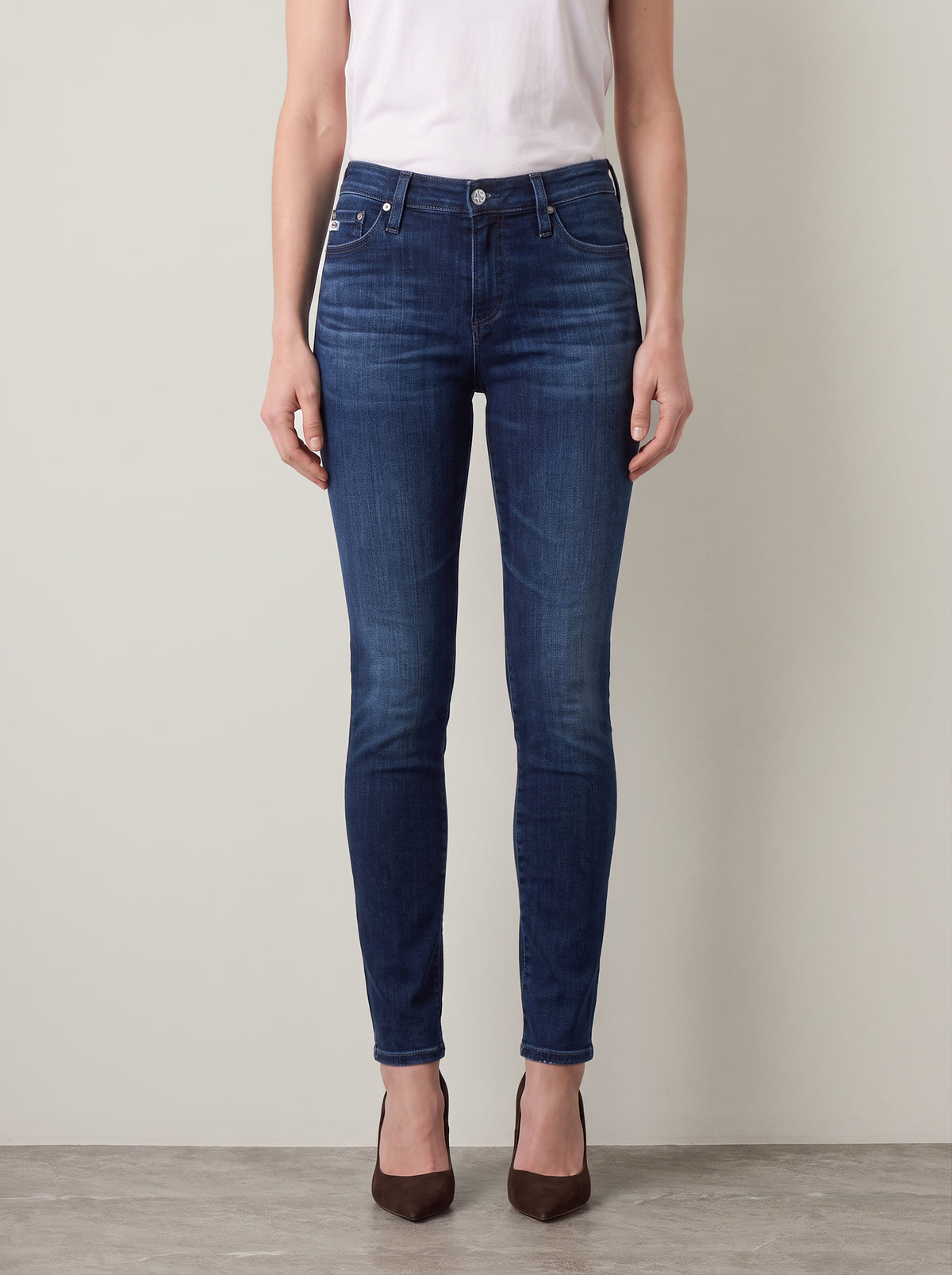 AG - Mari Midrise Slim Straight Leg Jeans - 5 Years Blue Essence - 