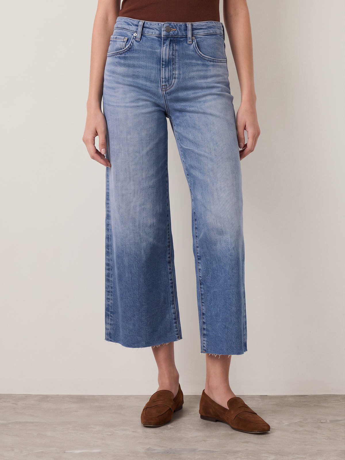 Saige Wide Leg Cropped Jeans