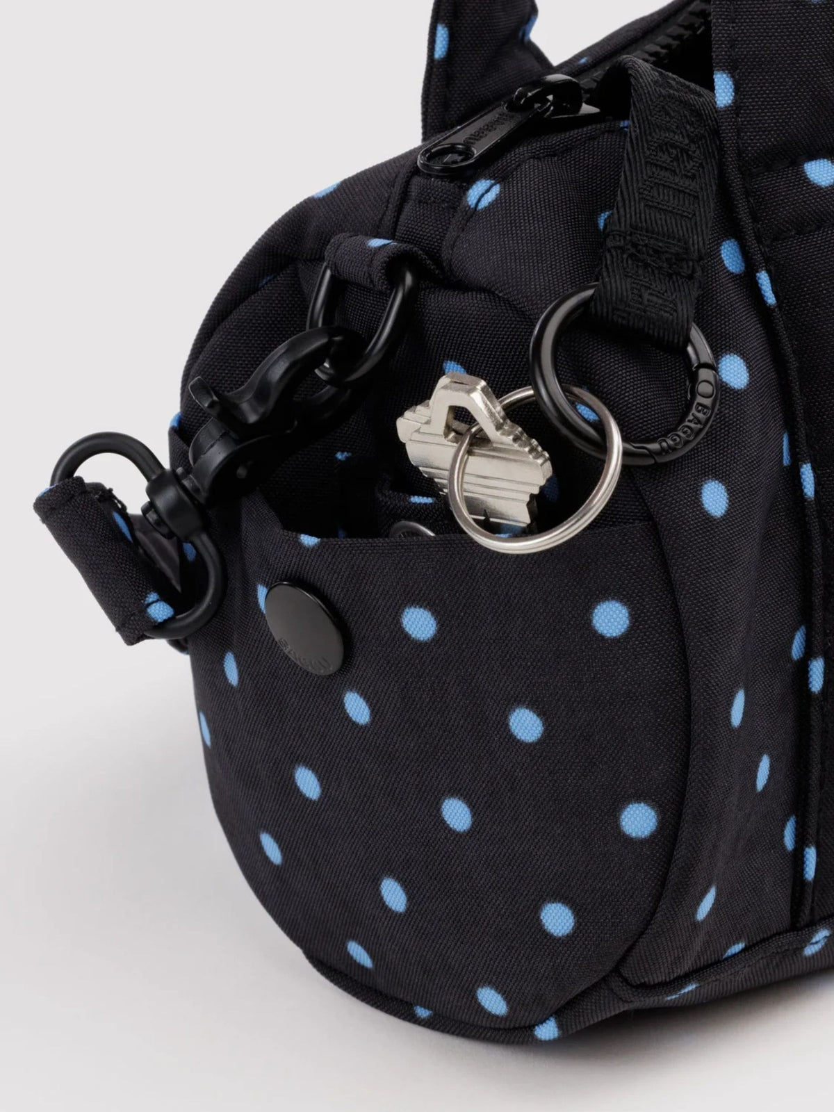 BAGGU - Small Nylon Duffle Bag - 