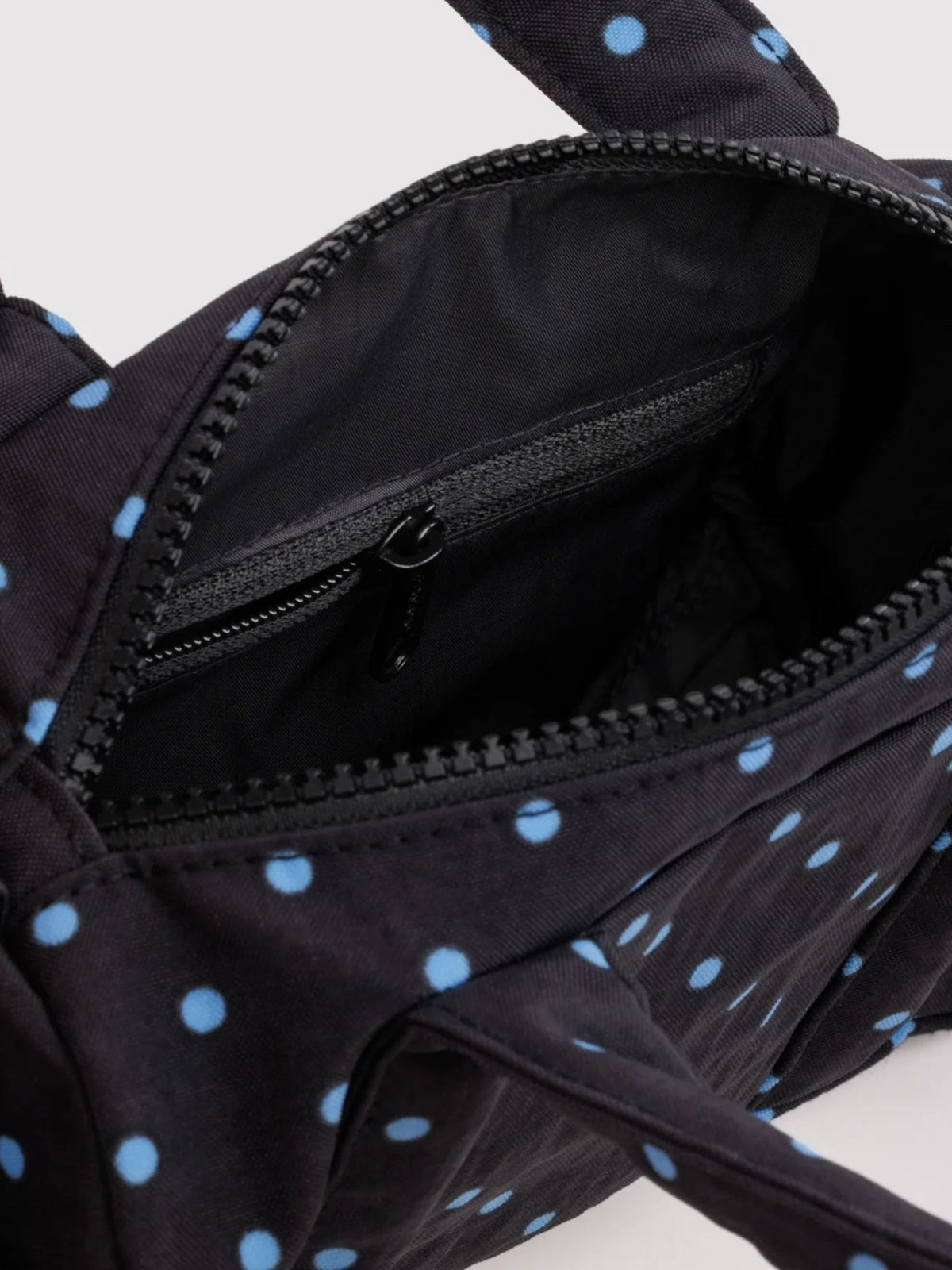 BAGGU - Small Nylon Duffle Bag - 