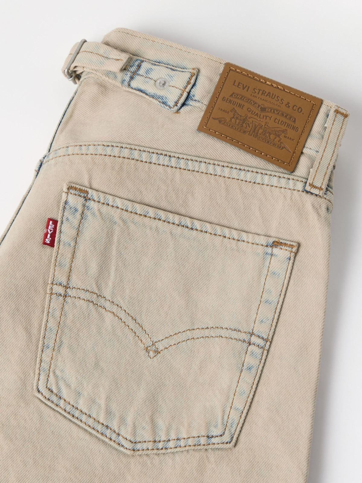 LEVI'S - Loose Taper Jeans - 