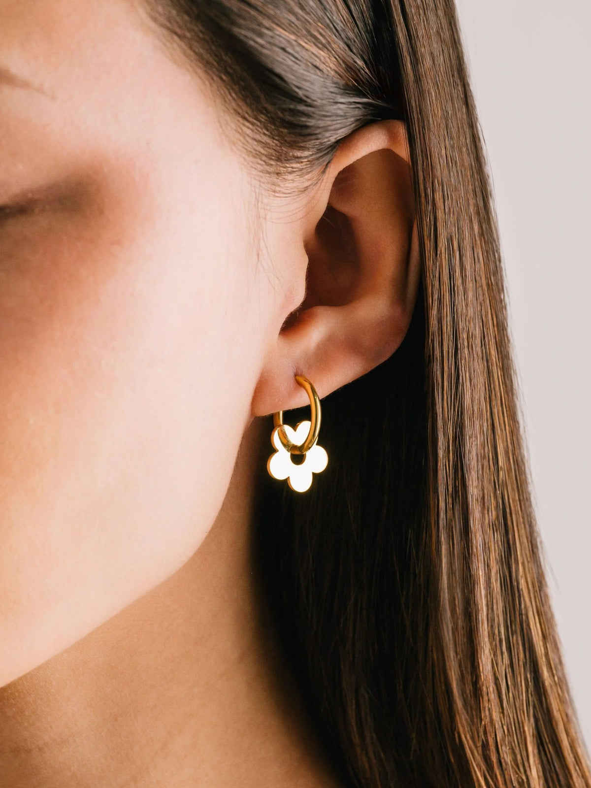 LOVER'S TEMPO - Petal Waterproof Hoop Earrings - 