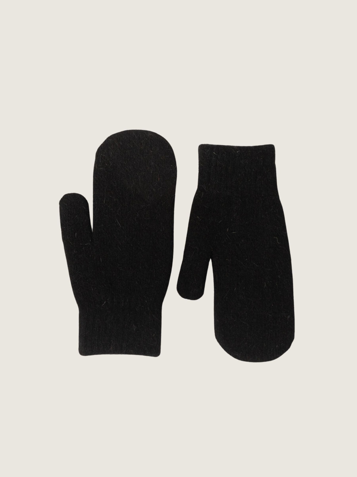 LYLA + LUXE - Solid Classic Mittens - Black