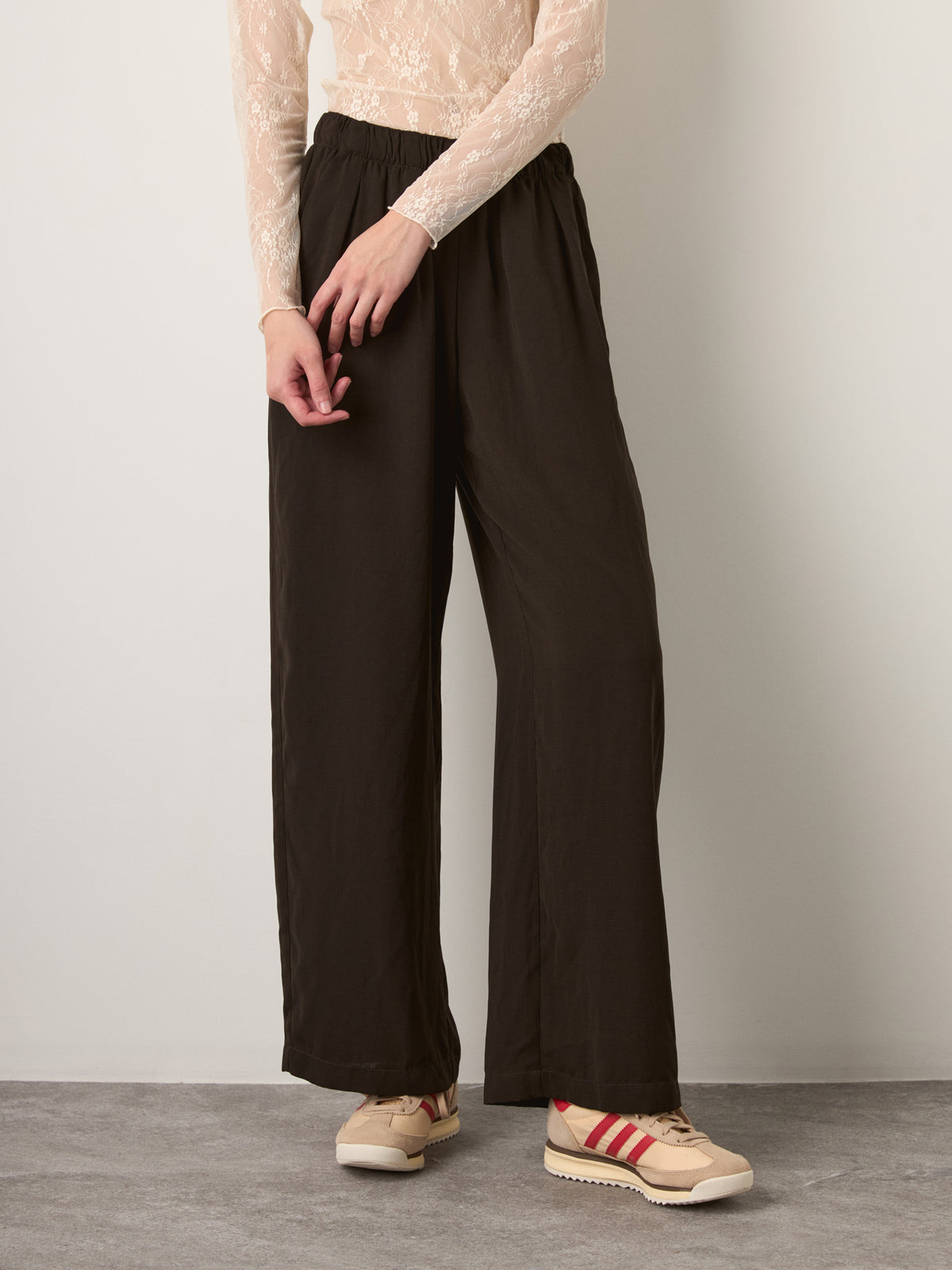 MONK & LOU - Keri Relaxed Trousers - 
