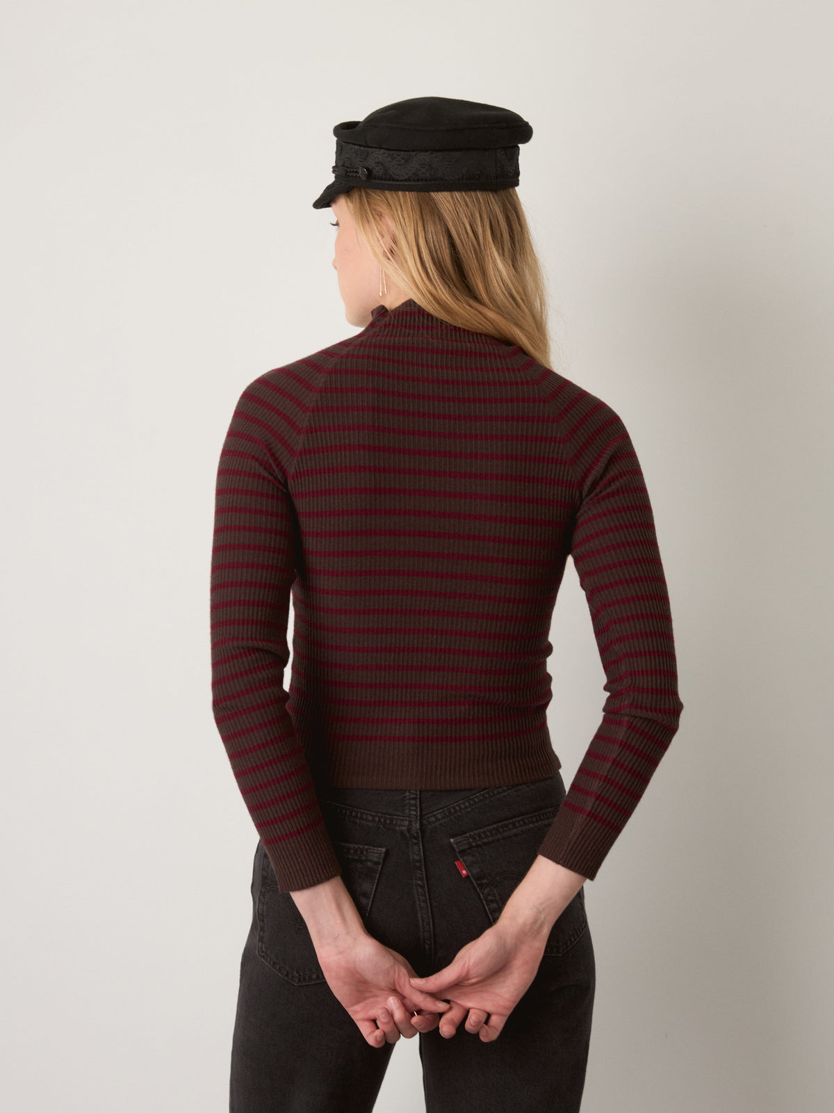 MONK & LOU - Anna Funnel Neck Longsleeve Sweater - 