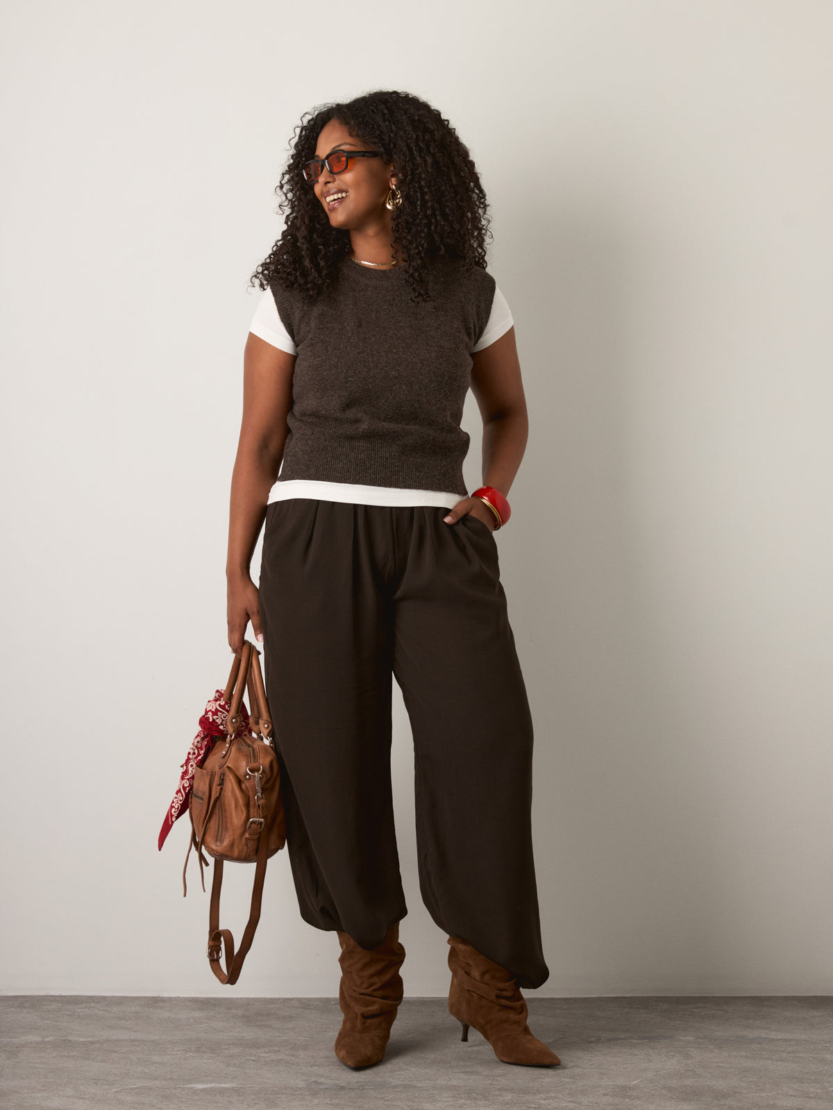 MONK & LOU - Yana Crew Vest - Chestnut