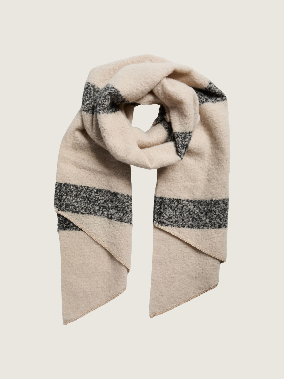 PIECES - Pyron Long Scarf - Moonbeam / Black