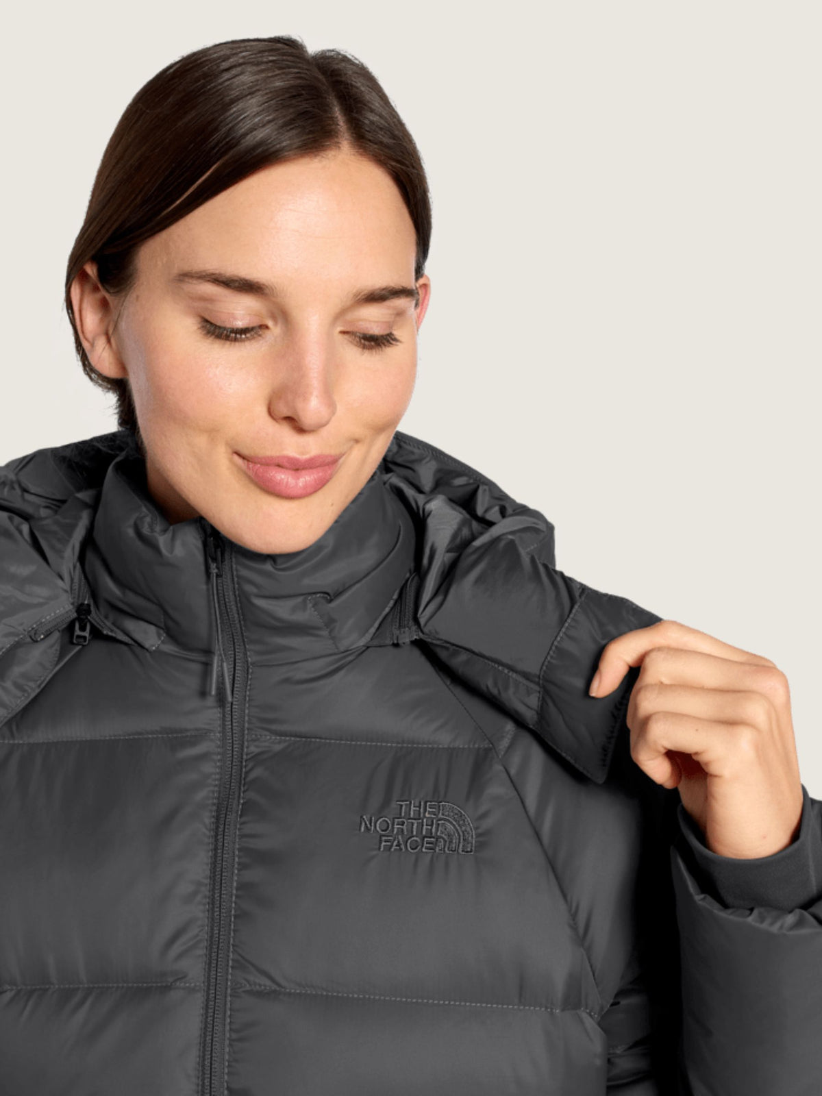 THE NORTH FACE - Women's Hydrenalite City Long Down Hooded Parka - 