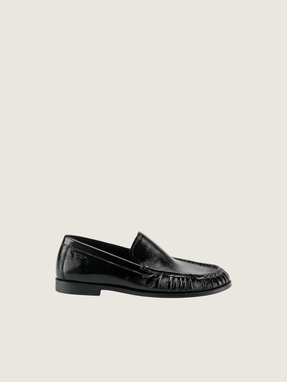 VAGABOND SHOEMAKERS - Brandi Patent Leather Loafer - 