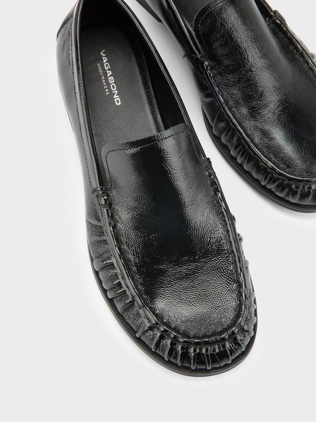 VAGABOND SHOEMAKERS - Brandi Patent Leather Loafer - 