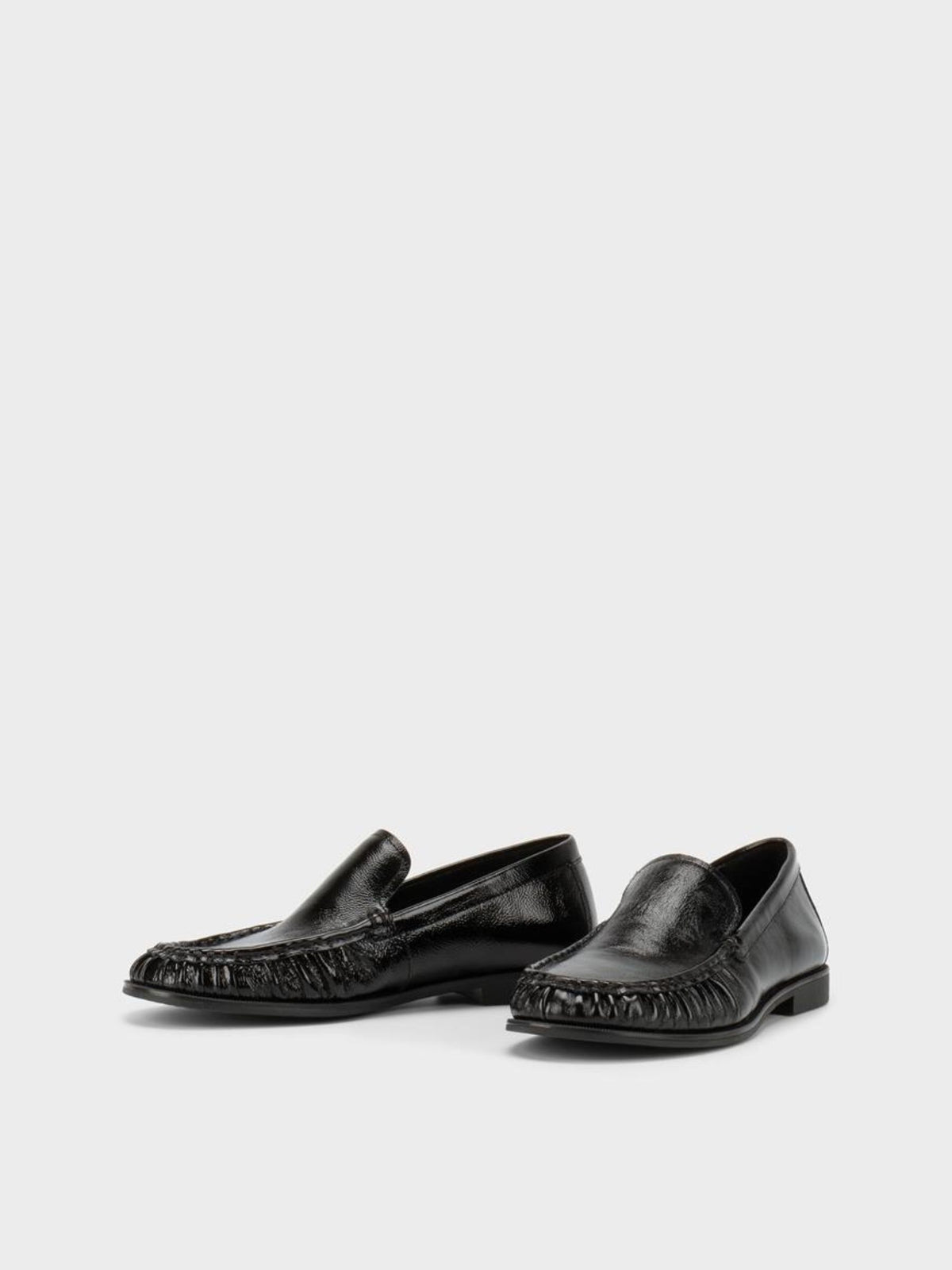 VAGABOND SHOEMAKERS - Brandi Patent Leather Loafer - 