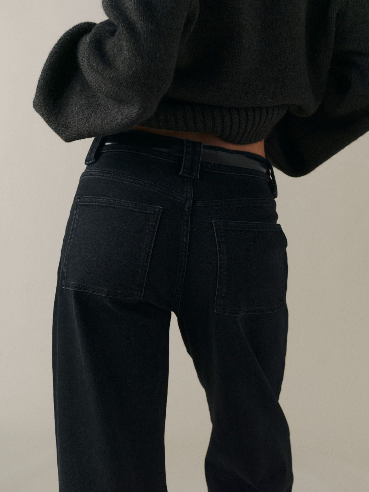 WARP & WEFT - BNA Soft Curve Barrel Jeans - 