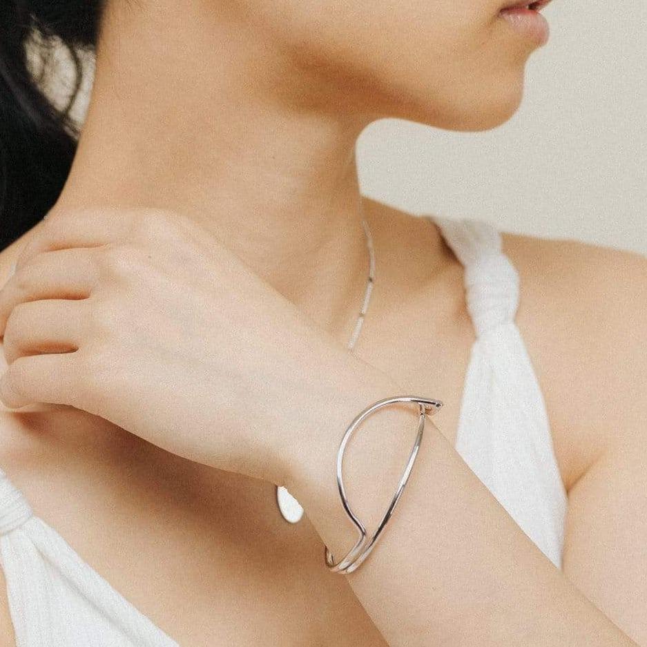LOVER'S TEMPO - Half Moon Bangle - 